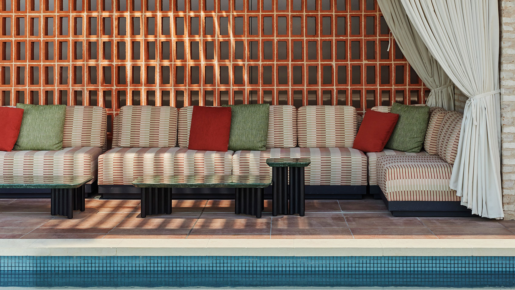 Kimpton Santo Rooftop Pool